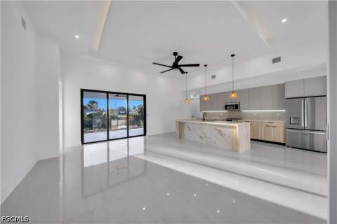 3718 NE 17th Ave, Cape Coral FL - photo 10 of 39