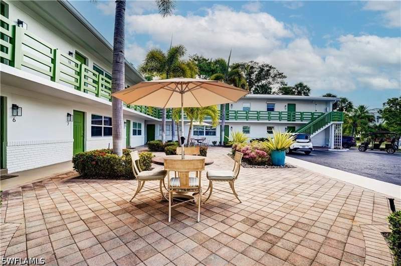 2 bedroom Condominium at 975 9th Ave S 11, Bayview, Naples — photo 4