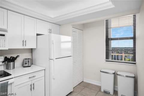 440 Seaview Ct 1602, Marco Island FL - photo 11 of 43