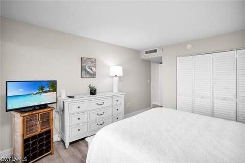 440 Seaview Ct 1602, Marco Island FL - photo 22 of 43