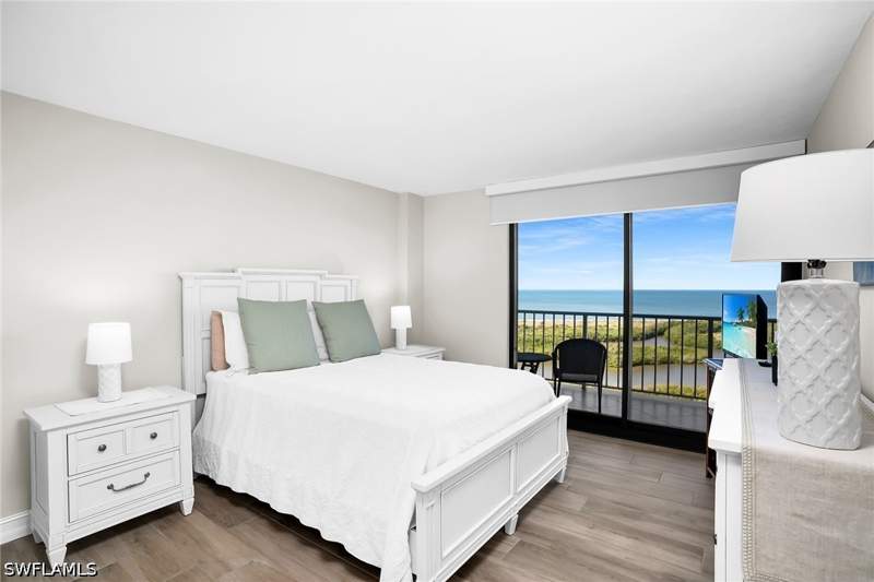 2 bedroom Condominium at 440 Seaview Ct 1602, South Seas, Marco Island — photo 5