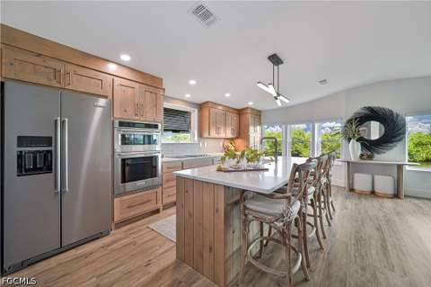 17731 Canal Cove Ct, Fort Myers Beach FL - photo 11 of 49