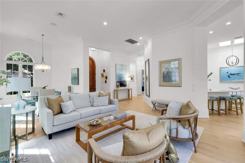 3 bedroom SingleFamilyResidence at 4670 Via Roma, Las Palmas, Estero — photo 3