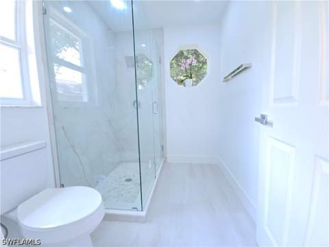 687 Grove Dr, Naples FL - photo 16 of 36