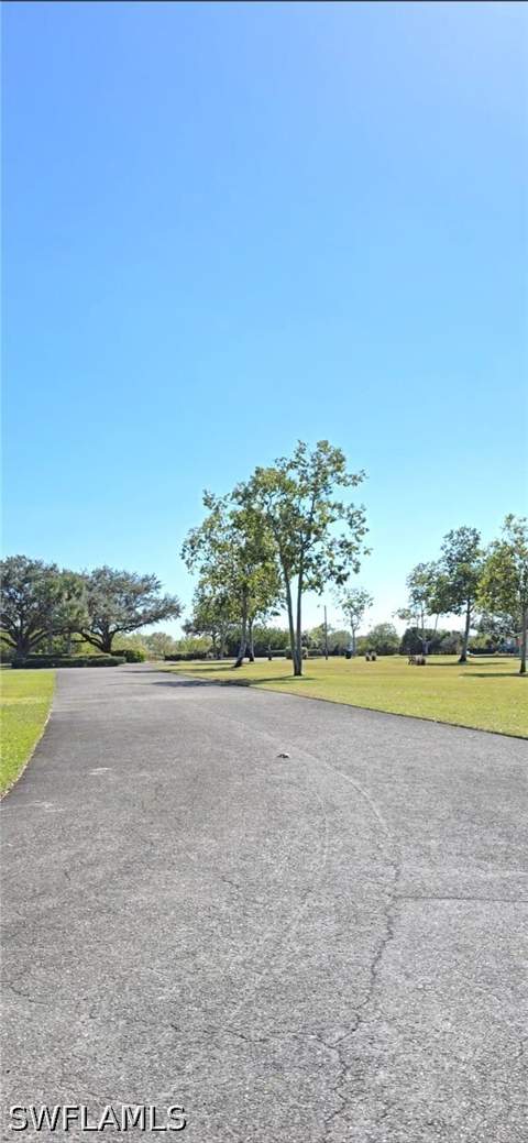 687 Grove Dr, Naples FL - photo 19 of 36