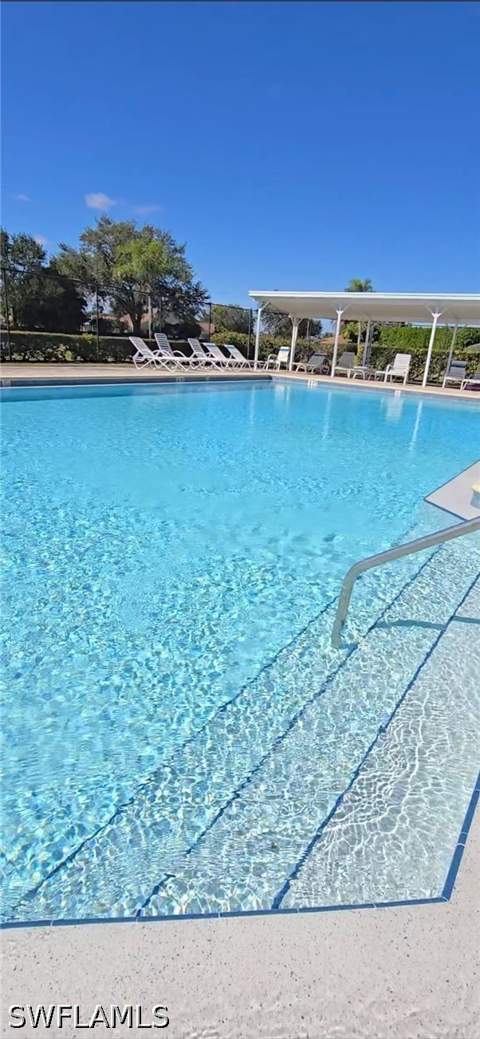 687 Grove Dr, Naples FL - photo 22 of 36