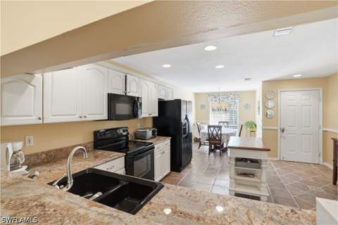 1120 Sarah Jean Cir 204, Naples FL - photo 10 of 50