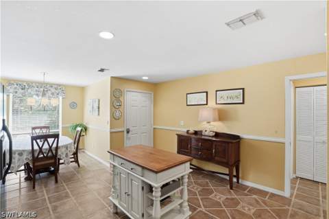1120 Sarah Jean Cir 204, Naples FL - photo 13 of 50