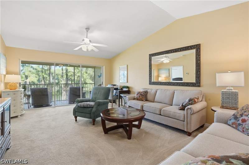 2 bedroom Condominium at 1120 Sarah Jean Cir 204, Westgate At Imperial Golf Estates, Naples — photo 5