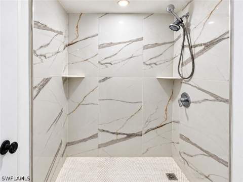 4050 Golden Gate Pkwy 219, Naples FL - photo 11 of 11