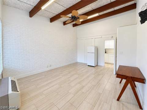 4050 Golden Gate Pkwy 219, Naples FL - photo 7 of 11