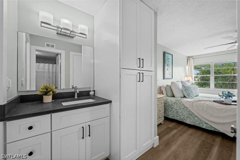 2 bedroom Condominium at 1084 Forest Lakes Dr 206, Forest Lakes, Naples — photo 5