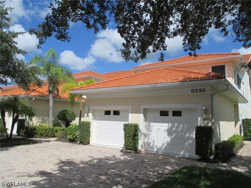 2 bedroom Condominium at 5235 Birmingham Dr 102, Ibis Pointe, Naples — photo 5