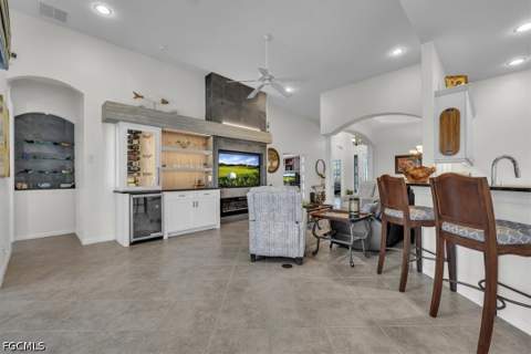 3910 Lakeview Isle Ct, Fort Myers FL - photo 10 of 69