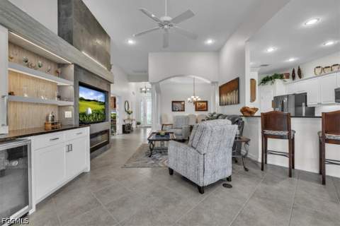 3910 Lakeview Isle Ct, Fort Myers FL - photo 12 of 69