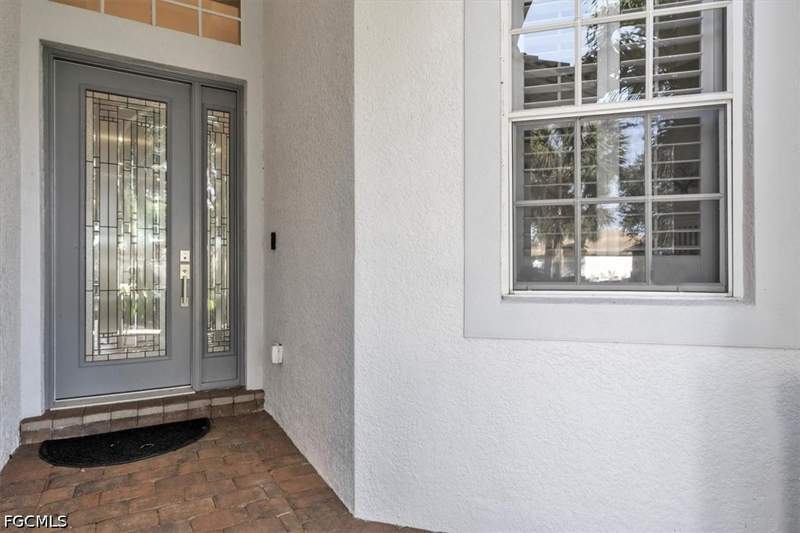 2 bedroom SingleFamilyResidence at 3910 Lakeview Isle Ct, Lakeview, Fort Myers — photo 4