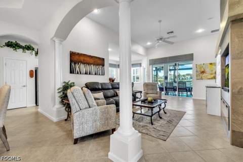 3910 Lakeview Isle Ct, Fort Myers FL - photo 8 of 69