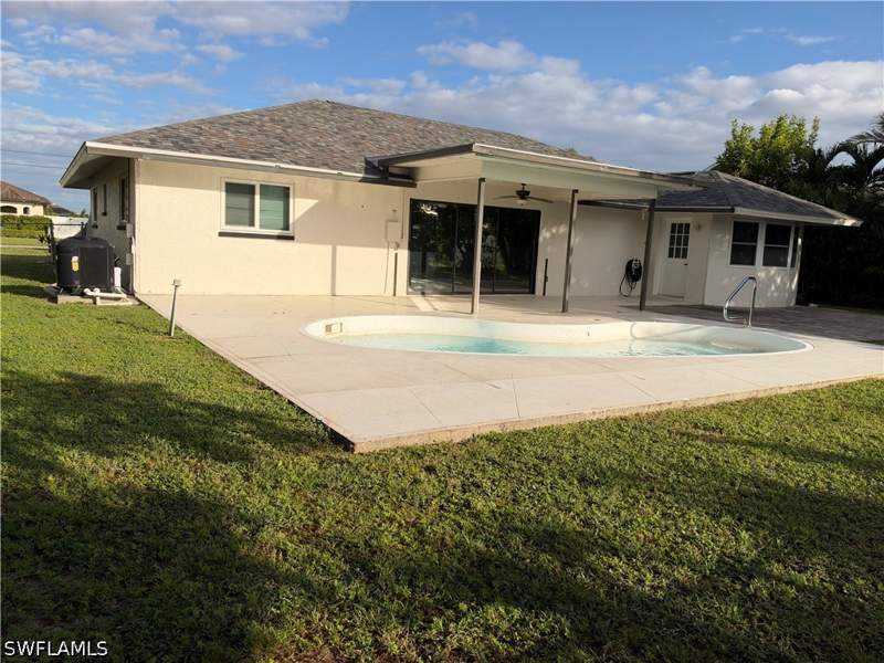 3 bedroom SingleFamilyResidence at 1518 SE 11th Ave, Cape Coral, Cape Coral — photo 2