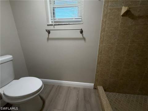 1518 SE 11th Ave, Cape Coral FL - photo 8 of 22