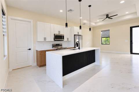 1601 Oak Ave, Lehigh Acres FL - photo 7 of 28