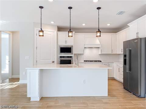 17312 Green Buttonwood Way, North Fort Myers FL - photo 7 of 41