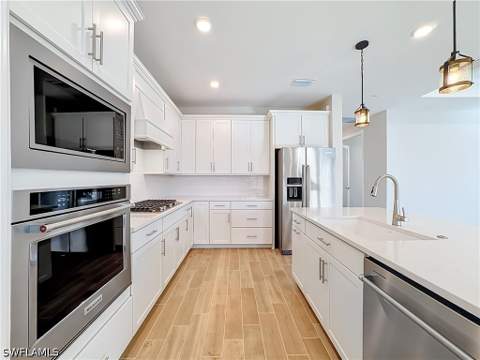 17312 Green Buttonwood Way, North Fort Myers FL - photo 9 of 41