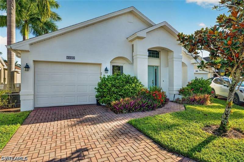 2 bedroom Detached at 3516 Magenta Ct 15, Bougainvillas, Naples — photo 2