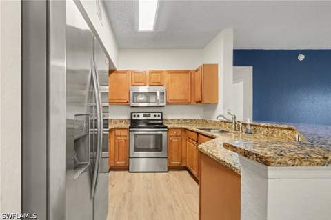 15585 Ocean Walk Cir 101, Fort Myers FL - photo 13 of 38