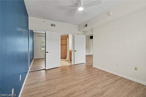 15585 Ocean Walk Cir 101, Fort Myers FL - photo 17 of 38
