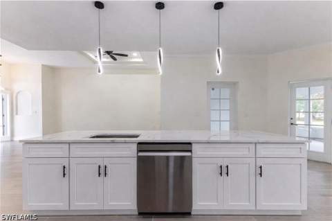 16451 Wildcat Dr, Fort Myers FL - photo 10 of 31