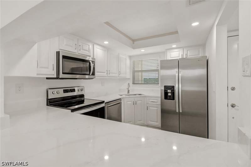 2 bedroom Condominium at 21 High Point Cir E 504, High Point Country Club, Naples — photo 5