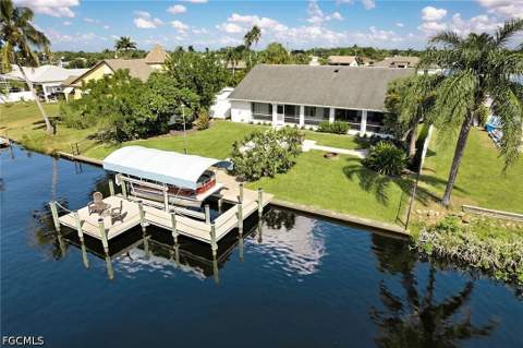 13361 Marquette Blvd, Fort Myers FL - photo 7 of 53
