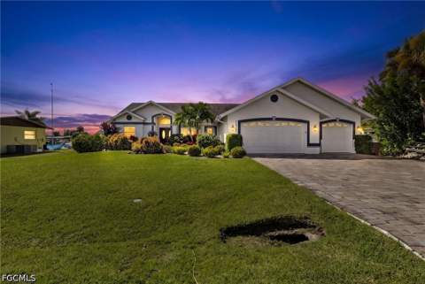 13361 Marquette Blvd, Fort Myers FL - photo 8 of 53
