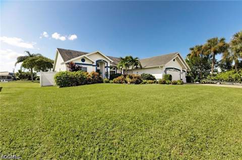 13361 Marquette Blvd, Fort Myers FL - photo 9 of 53