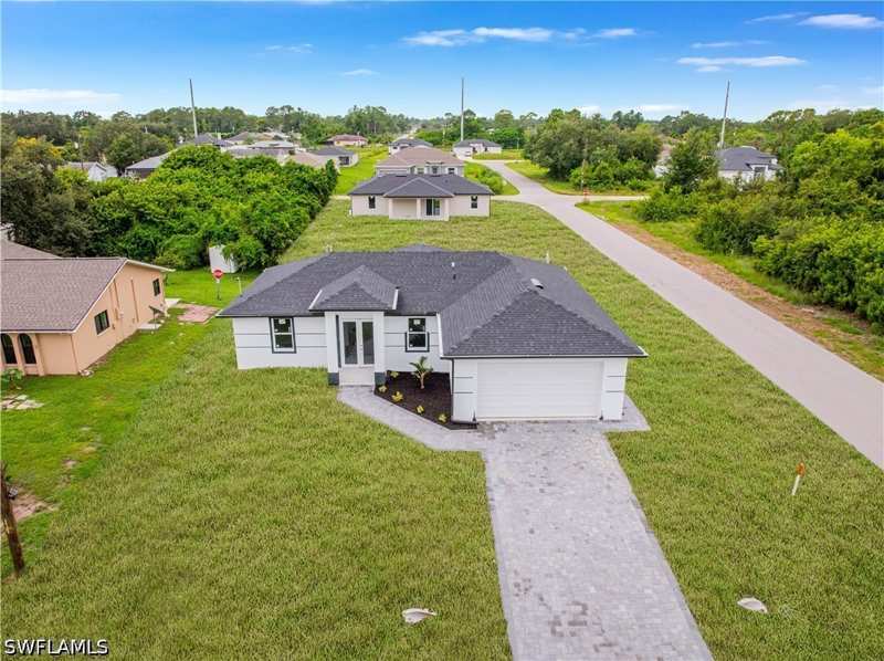 3 bedroom SingleFamilyResidence at 2819 3rd St W, Lehigh Acres, Lehigh Acres — photo 1