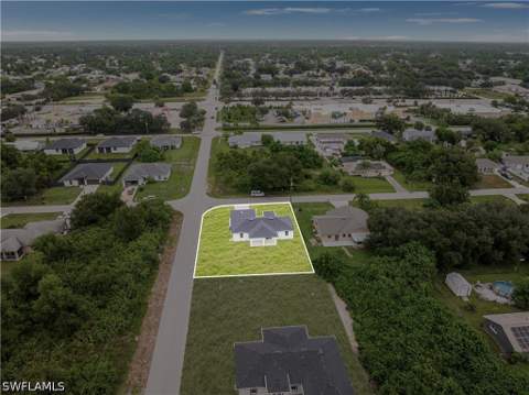 2819 3rd St W, Lehigh Acres FL - photo 10 of 37