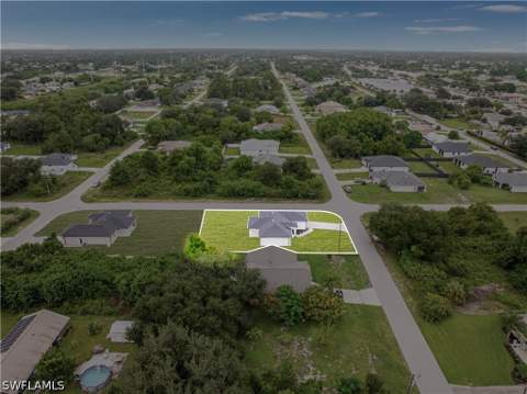 2819 3rd St W, Lehigh Acres FL - photo 11 of 37