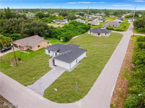 2819 3rd St W, Lehigh Acres FL - photo 7 of 37