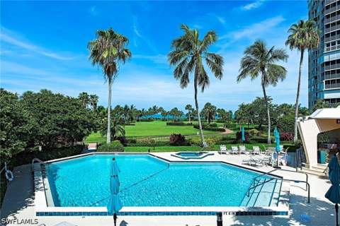 4031 Gulf Shore Blvd N 7D, Naples FL - photo 23 of 26