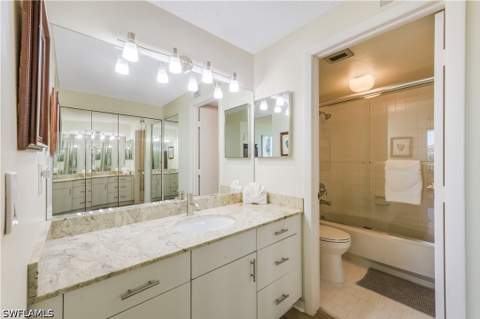380 Seaview Ct 411, Marco Island FL - photo 18 of 47
