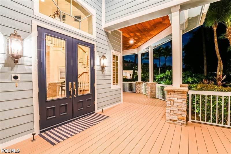 6 bedroom SingleFamilyResidence at 12630 Apopka Ct, Buttonwood Harbor, North Fort Myers — photo 4