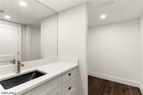2850 Gulf Shore Blvd N 106, Naples FL - photo 20 of 35