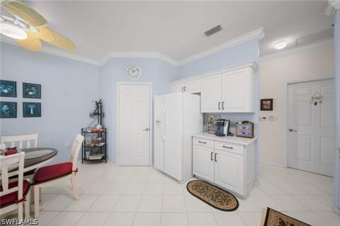 3965 Bishopwood Ct E 206, Naples FL - photo 8 of 27