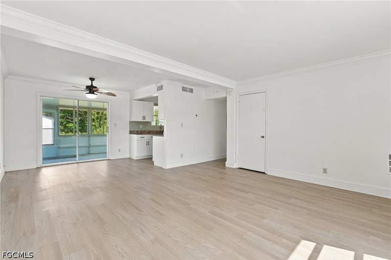 2 bedroom SingleFamilyResidence at 871 Lake McGregor Dr, Fort Myers, Fort Myers — photo 4