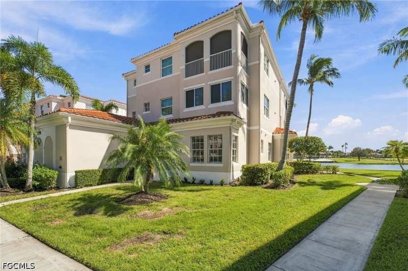 2 bedroom Condominium at 14335 Harbour Links Ct 20A, Harbour Links, Fort Myers — photo 1