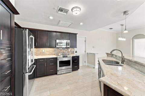 14335 Harbour Links Ct 20A, Fort Myers FL - photo 12 of 50