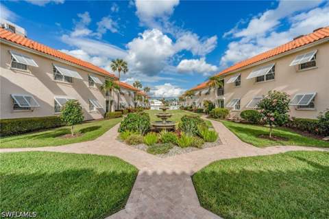 3070 Gulf Shore Blvd N 105, Naples FL - photo 24 of 27