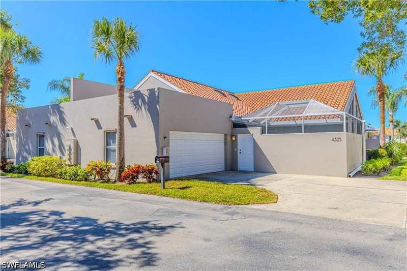 2 bedroom Attached at 4325 Covey Cir 10B, Quail Woods Courtyards, Naples — photo 1