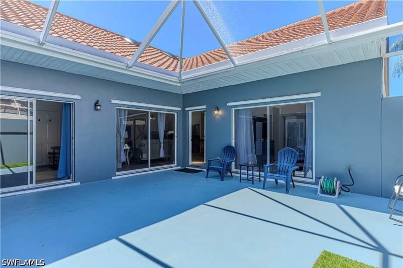 2 bedroom Attached at 4325 Covey Cir 10B, Quail Woods Courtyards, Naples — photo 2