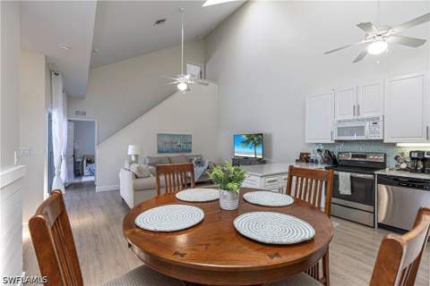4325 Covey Cir 10B, Naples FL - photo 6 of 29